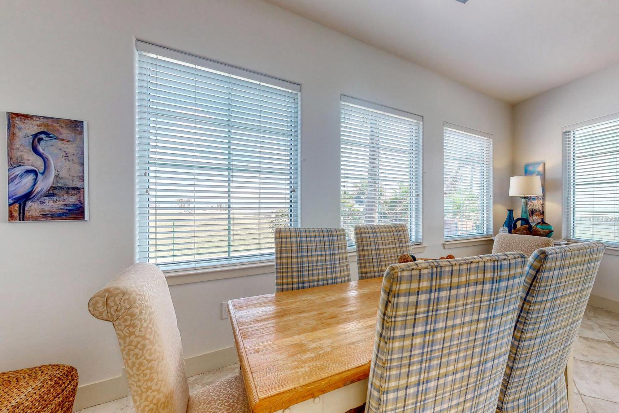 Diamond Beach Condos Galveston Room photo